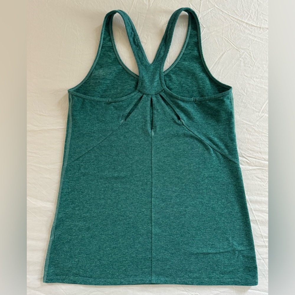 Patagonia Fleur tank - women’s medium - heathered jungle green